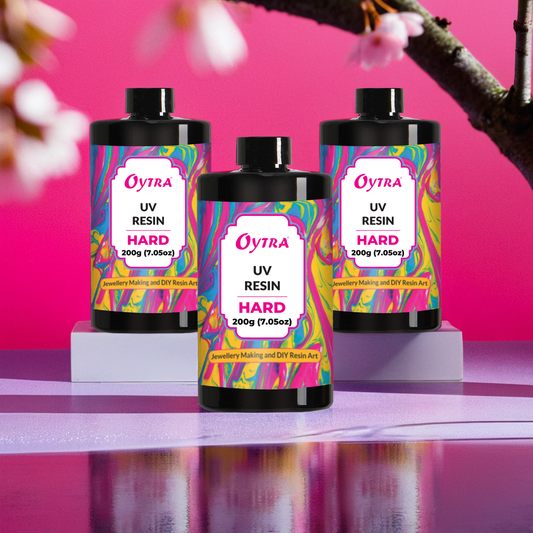 Oytra UV Curing Resin 600 g set, non-toxic and crystal clear with a glossy finish cures in 5–10 minutes under UV light, ideal for polymer clay, jewelry, coating, and DIY craft