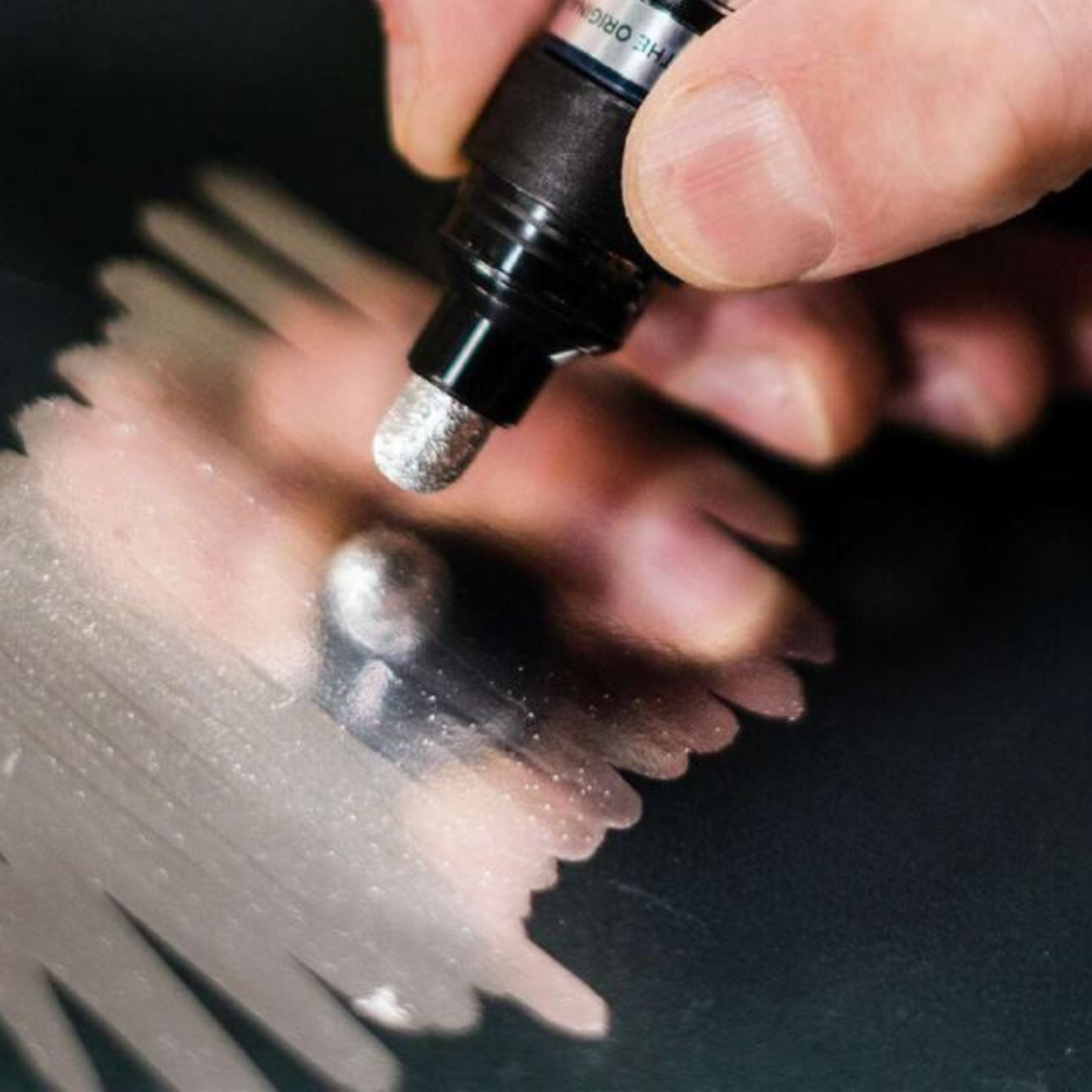 Silver Liquid Mirror Chrome Marker 2-3 mm Tip Paint Markers