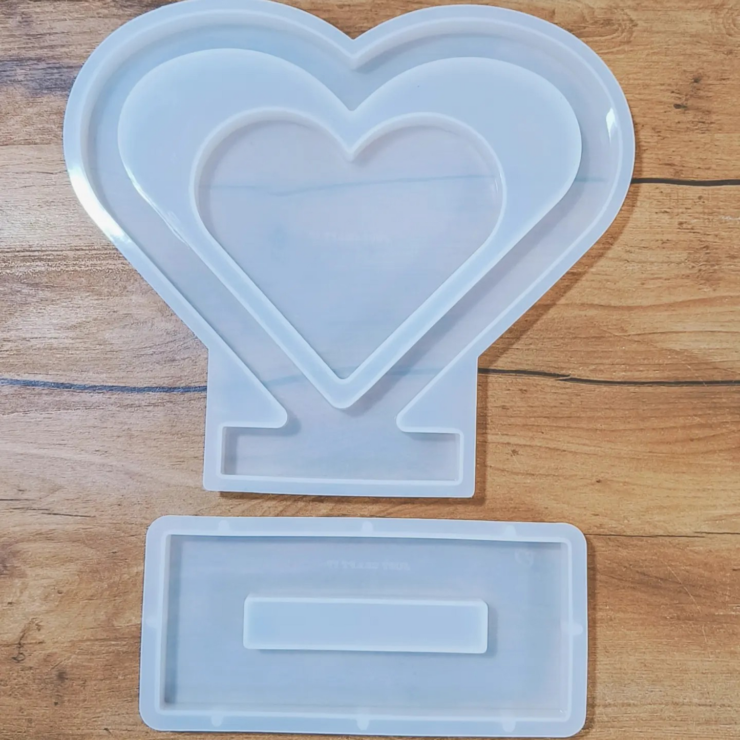 Center Heart with Stand Resin Mould