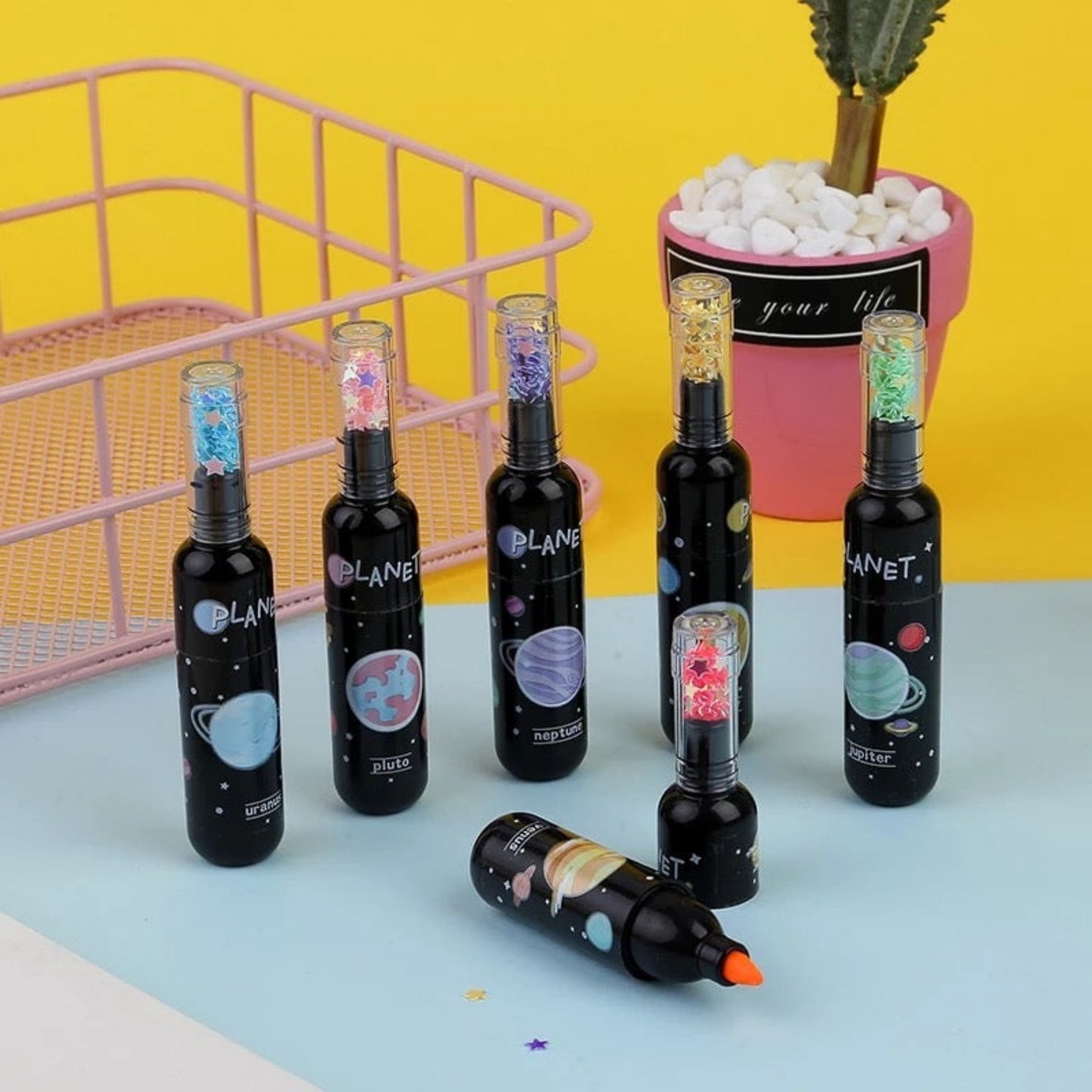 Space Theme Highlighters Marker Pens 6 Pieces Stationery