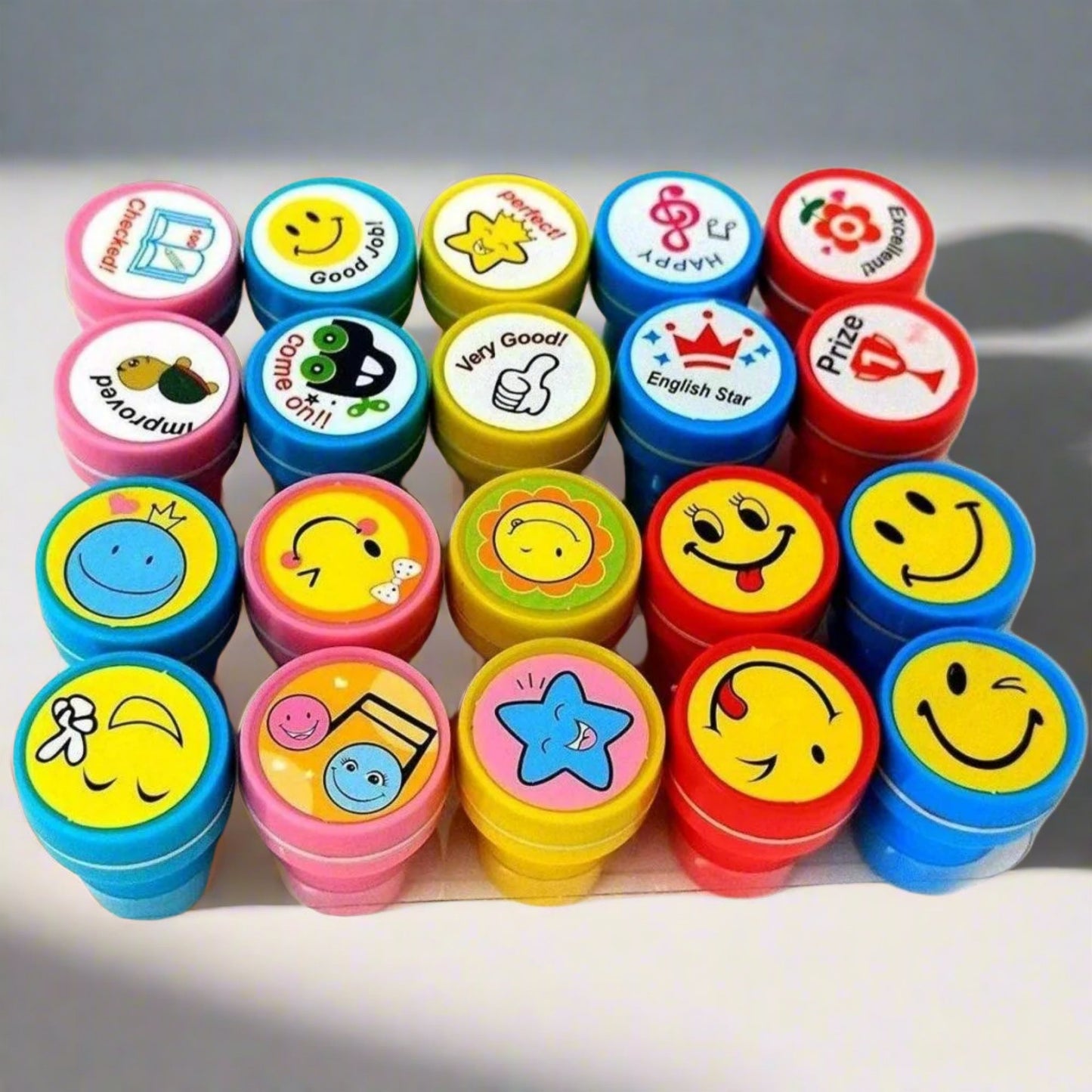 Smiley and Motivation Stamps Set - Oytra